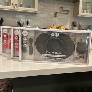 ezpz First Foods Set in Gray or Pink